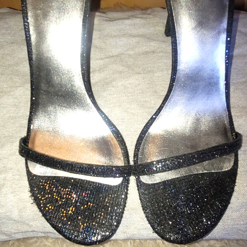 Stuart Weitzman Nudist